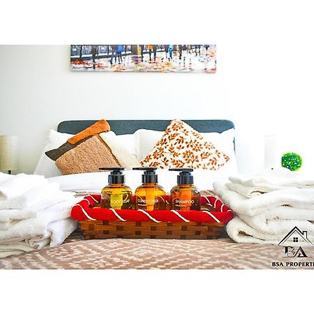 City Centre Apartment Close To Ascot & Legoland Sleep Upto 4 Guests - Parking On Request! Bracknell Kültér fotó
