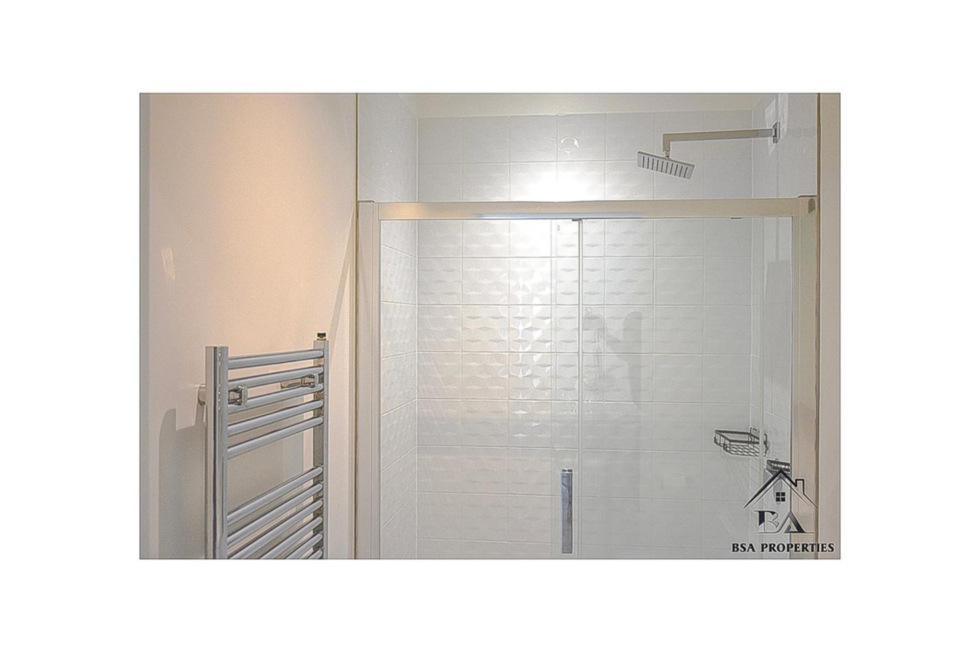City Centre Apartment Close To Ascot & Legoland Sleep Upto 4 Guests - Parking On Request! Bracknell Kültér fotó