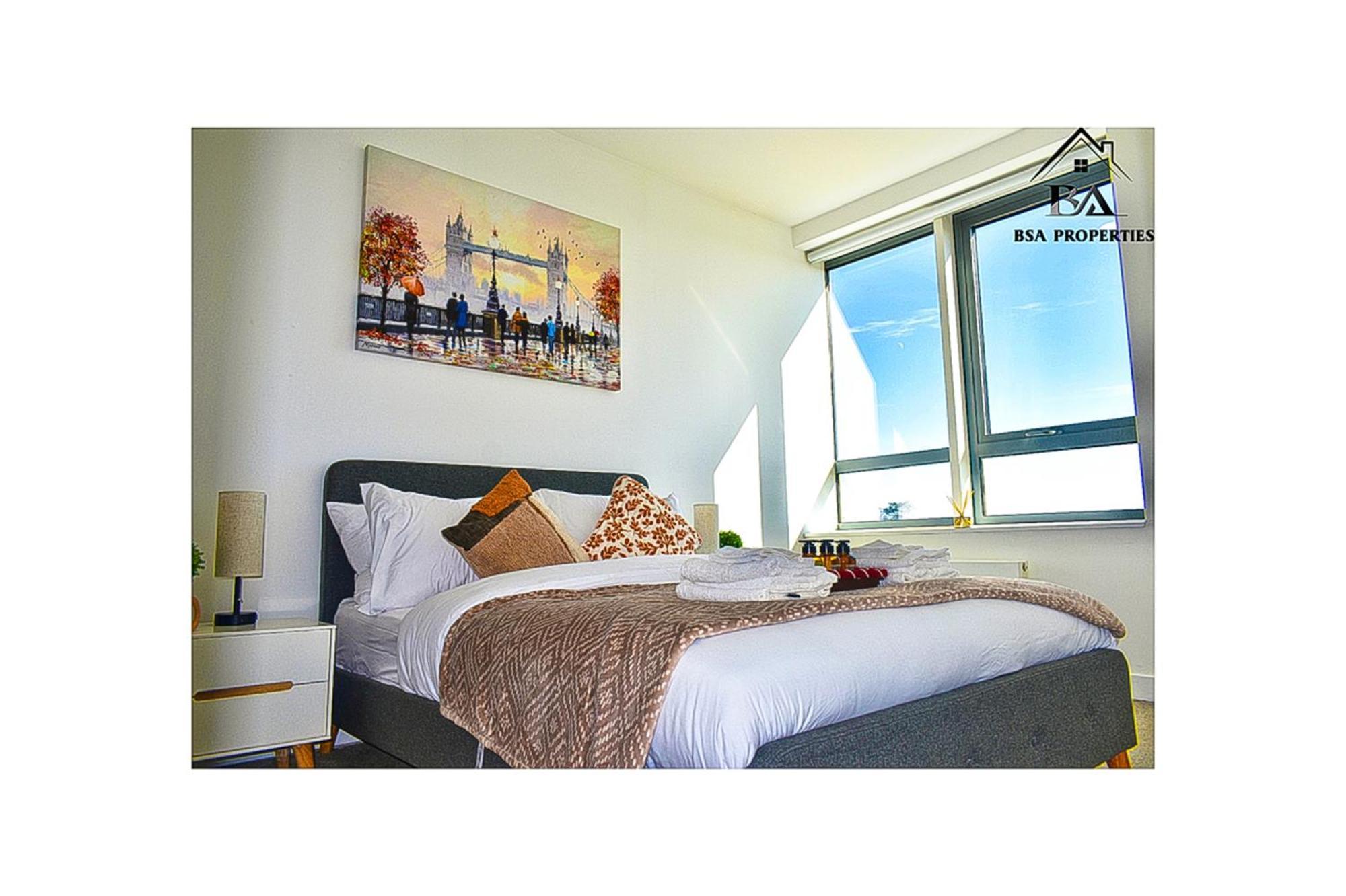 City Centre Apartment Close To Ascot & Legoland Sleep Upto 4 Guests - Parking On Request! Bracknell Kültér fotó
