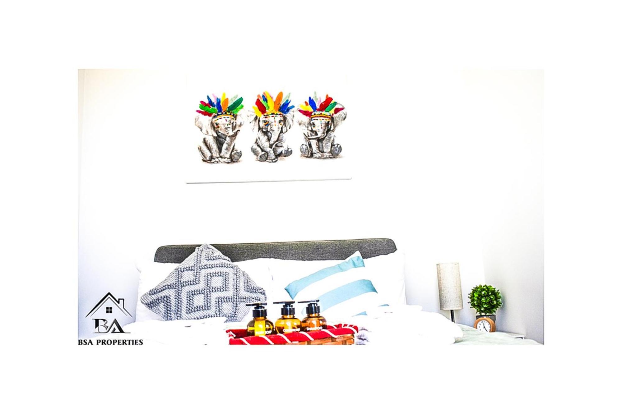 City Centre Apartment Close To Ascot & Legoland Sleep Upto 4 Guests - Parking On Request! Bracknell Kültér fotó